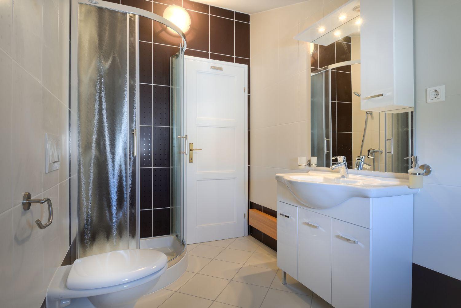 Charmantes Nur 800 Meter Zum Mit Pool, Grillbereich, Waschmaschine Apartment *